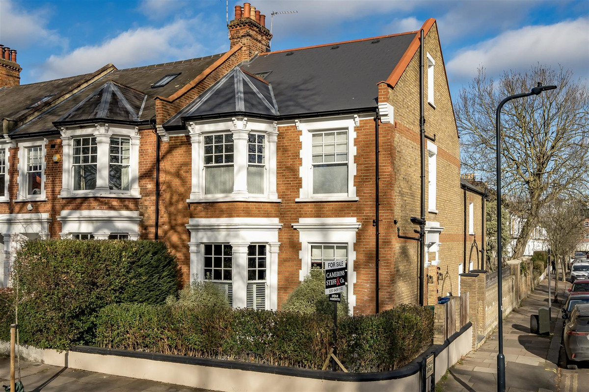 Kingswood Avenue