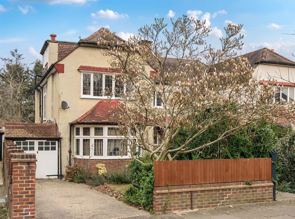 Chatsworth Road