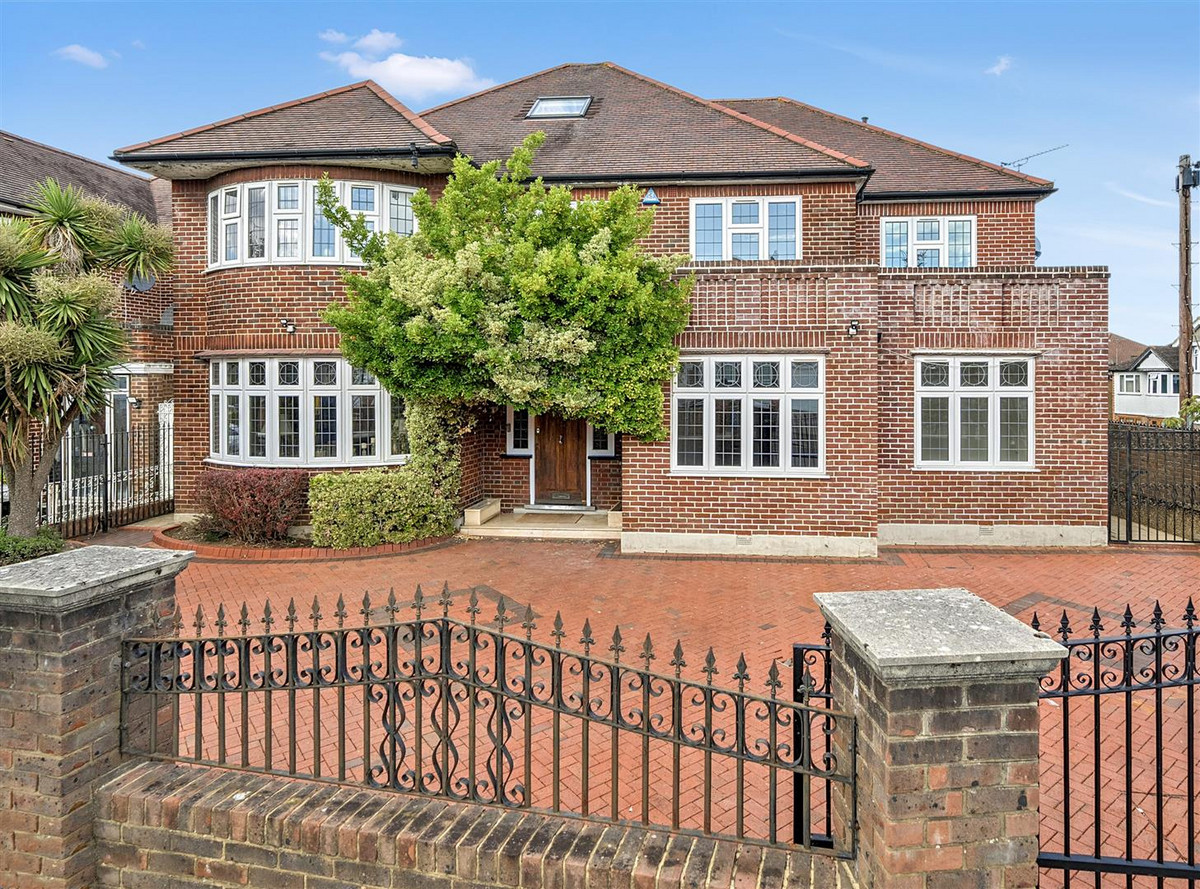 Rowdon Avenue