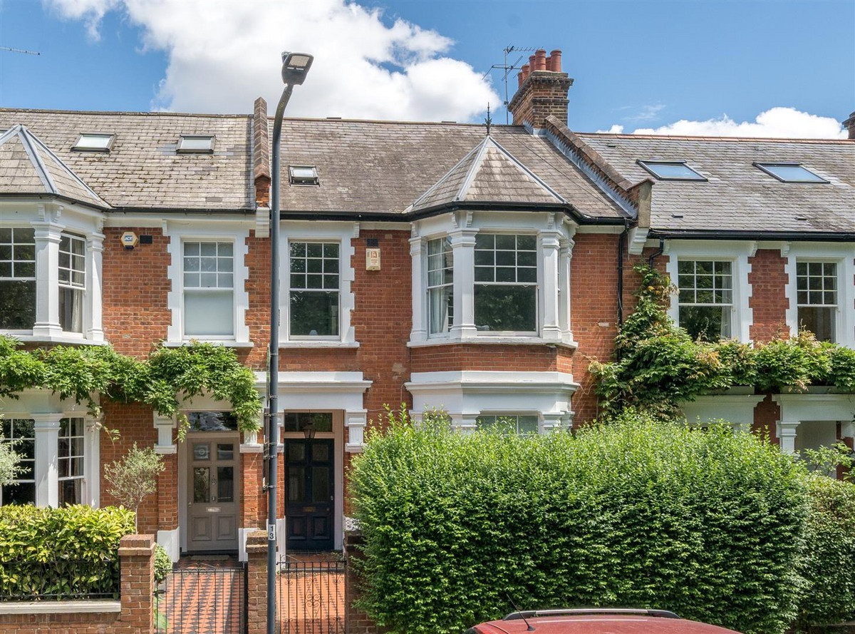 Kingswood Avenue