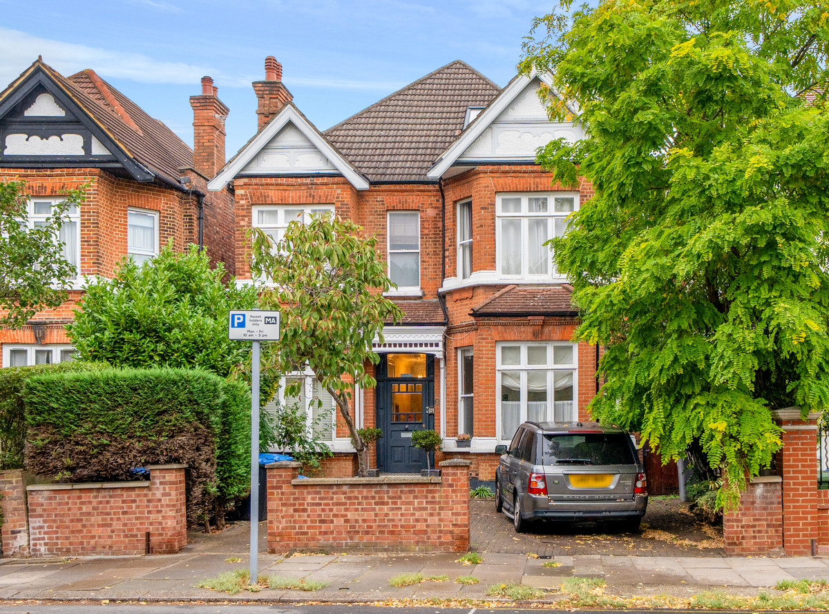 Chatsworth Road